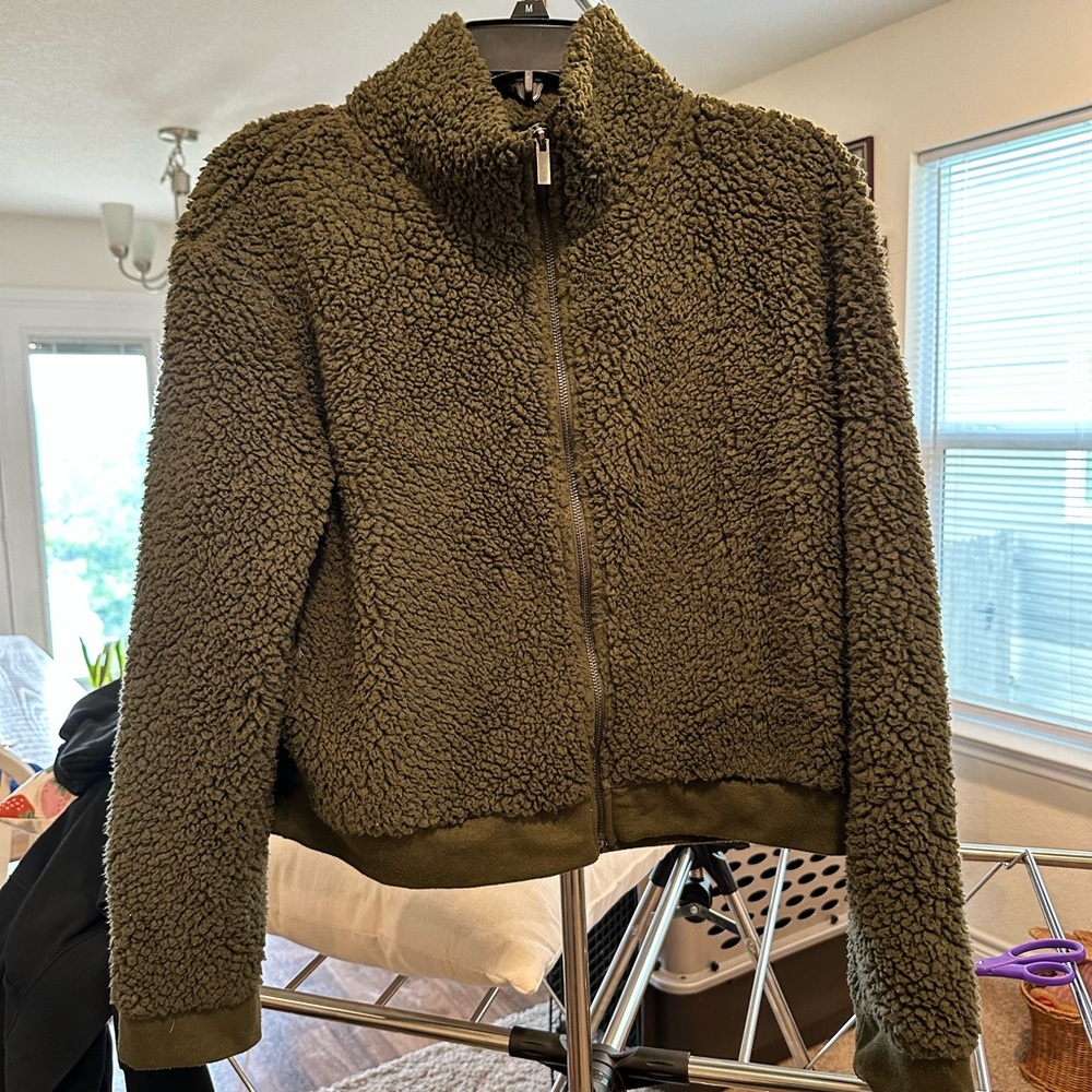 Cotton On Olive Green Sherpa Jacket size large - Picture 2 of 8